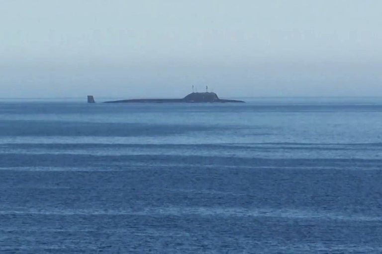 Атомная подводная лодка (АПЛ) Северодвинск в Баренцевом море Атомная подводная лодка (АПЛ) Северодвинск в Баренцевом море