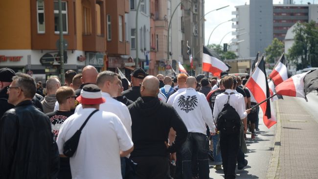 Акция неонацистов в Берлине в годовщину смерти Рудольфа Гесса. 19 августа 2017 Акция неонацистов в Берлине в годовщину смерти Рудольфа Гесса. 19 августа 2017