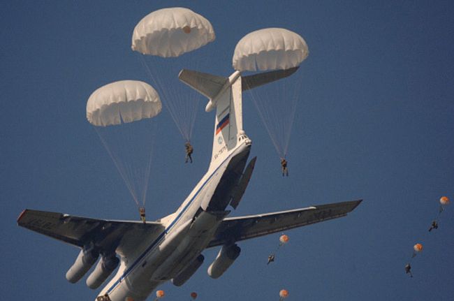 Учения ВДВ. Архив
