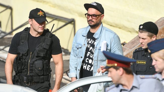 Режиссер Кирилл Серебренников после заседания Басманного суда в Москве. 23 августа 2017