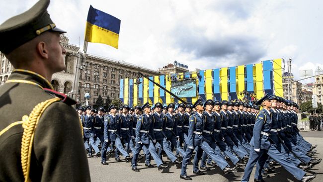 Украинские военнослужащие на параде в честь Дня независимости в Киеве. 24 августа 2017 Украинские военнослужащие на параде в честь Дня независимости в Киеве. 24 августа 2017