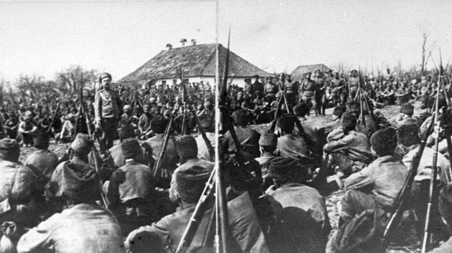 Первая мировая война. Митинг на фронте Первая мировая война. Митинг на фронте