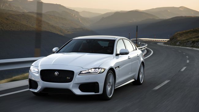 Автомобиль Jaguar XF Автомобиль Jaguar XF