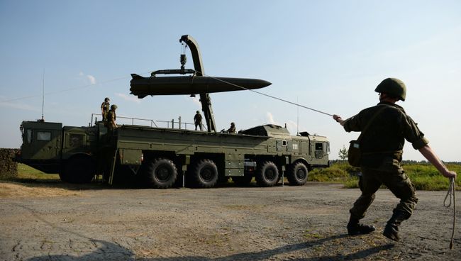 Развёртывание оперативно-тактического ракетного комплекса Искандер-М на форуме Армия–2017 в Свердловской области