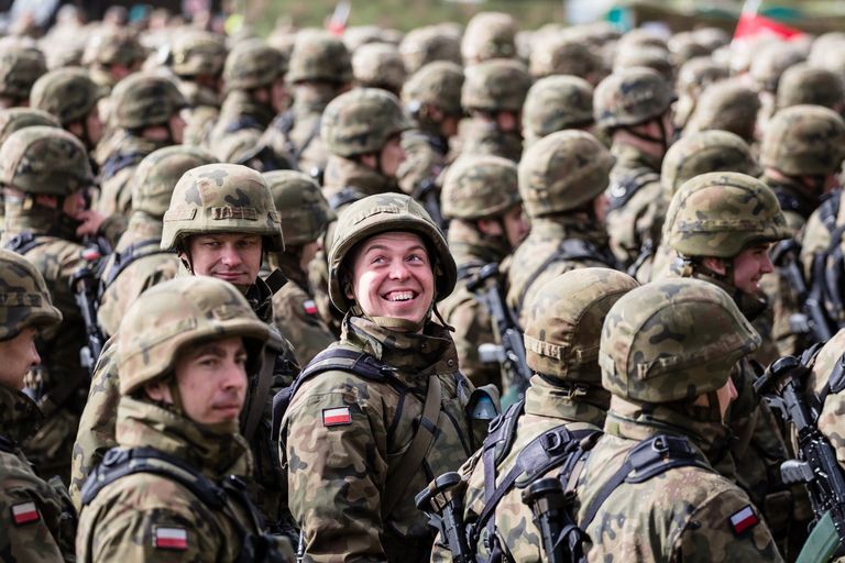 Польские солдаты во время учений в Оржише.