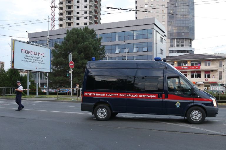 Сотрудники правоохранительных органов в Краснодаре, где было совершено нападение на сотрудников ДПС. 28 августа 2017 Сотрудники правоохранительных органов в Краснодаре, где было совершено нападение на сотрудников ДПС. 28 августа 2017