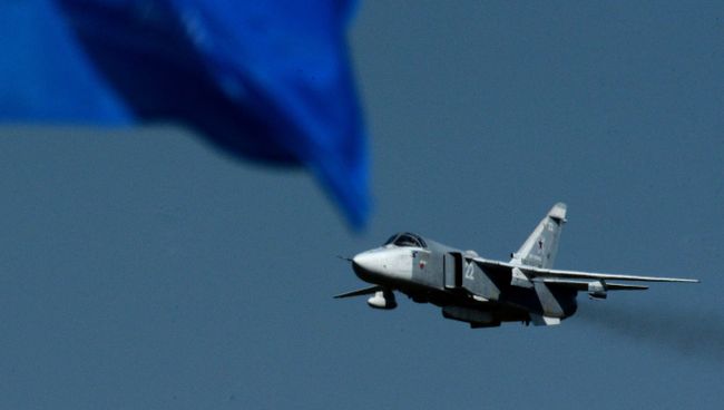 Самолет-разведчик Су-24МР во время российско-индийских военных учений Индра-2016. Архивное фото