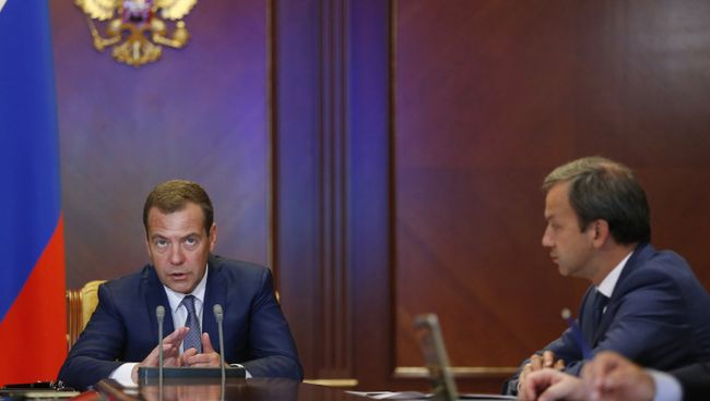Дмитрий Медведев проводит заседание по стратегическому развитию и приоритетным проектам. 30 августа 2017 Дмитрий Медведев проводит заседание по стратегическому развитию и приоритетным проектам. 30 августа 2017