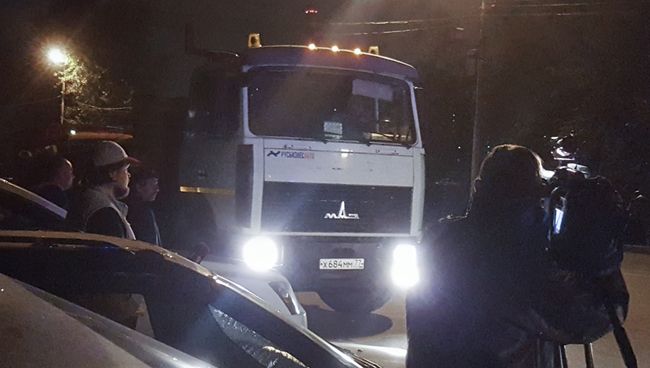 Задержанние водителя грузовика, сбившего двоих пешеходов в Тверском районе столицы. 30 августа 2017