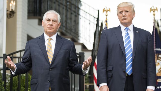 Президент США Дональд Трамп и госсекретарь Рекс Тиллерсон. Архивное фото Президент США Дональд Трамп и госсекретарь Рекс Тиллерсон. Архивное фото