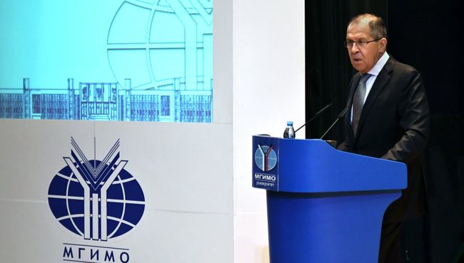 Министр иностранных дел РФ Сергей Лавров во время выступления в МГИМО. 1 сентября 2017 Министр иностранных дел РФ Сергей Лавров во время выступления в МГИМО. 1 сентября 2017