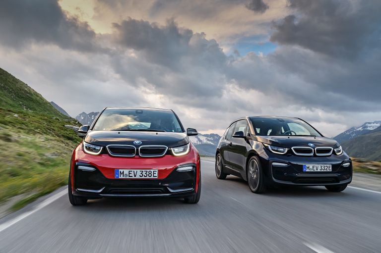 Автомобили BMW i3 и BMW i3s Автомобили BMW i3 и BMW i3s