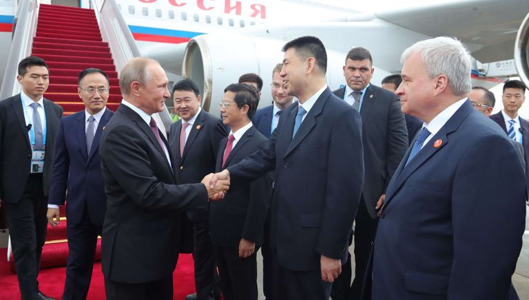 3 сентября 2017. Президент РФ Владимир Путин, прибывший для участия в саммите БРИКС, в аэропорту города Сямэнь