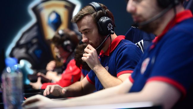 Участники финала Континентальной лиги League of Legends в кинотелевизионном комплексе Главкино в Московской области. Архивное фото Участники финала Континентальной лиги League of Legends в кинотелевизионном комплексе Главкино в Московской области. Архивное фото