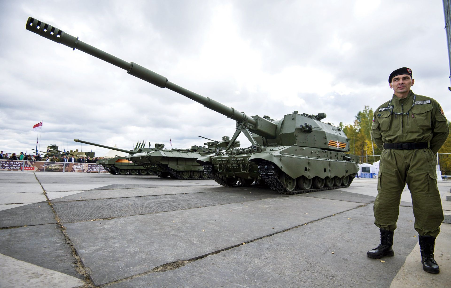 Самоходное артиллерийское орудие 2С35 на базе Т-90 Коалиция-СВ на 10-й международной выставке Russia Аrms Еxpo - РИА Новости, 1920, 26.10.2023