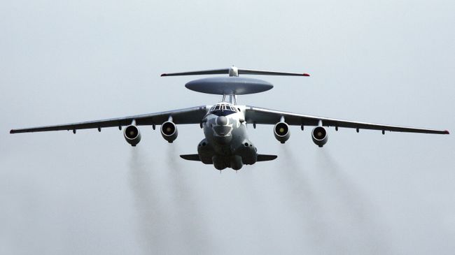 Самолет ДРЛОУ А-50. Архивное фото Самолет ДРЛОУ А-50. Архивное фото