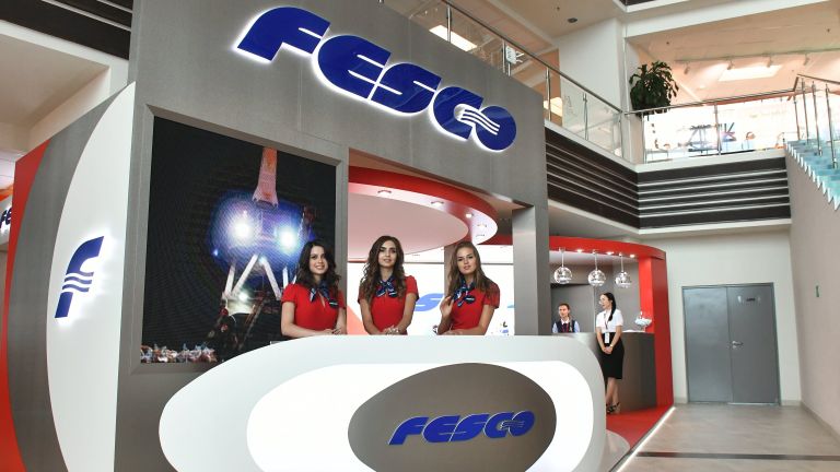 Стенд компании Fesco на площадке Восточного экономического форума во Владивостоке Стенд компании Fesco на площадке Восточного экономического форума во Владивостоке