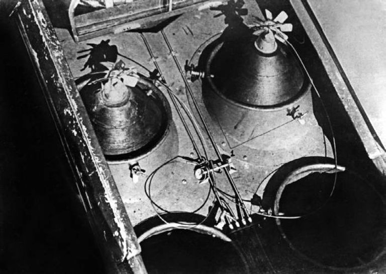 Авиабомбы в отсеке Як-9Б