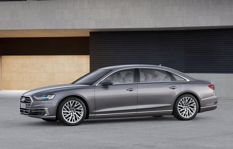 Автомобиль Audi A8 L Автомобиль Audi A8 L