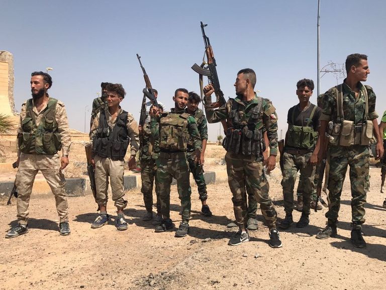 Сирийская армия на юге Дейр-эз-Зора Сирийская армия на юге Дейр-эз-Зора