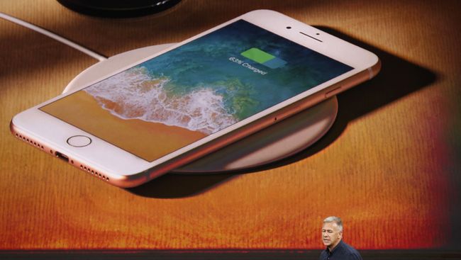 Презентация iPhone 8 и iPhone 8 Plus в Купертино. 12 сентября 2017 года