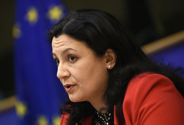Вице-премьер-министр Украины по вопросам европейской и евроатлантической интеграции Иванна Климпуш-Цинцадзе Вице-премьер-министр Украины по вопросам европейской и евроатлантической интеграции Иванна Климпуш-Цинцадзе
