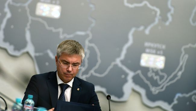 Заместитель Секретаря генерального совета партии Единая Россия Евгений Ревенко. Архивное фото Заместитель Секретаря генерального совета партии Единая Россия Евгений Ревенко. Архивное фото