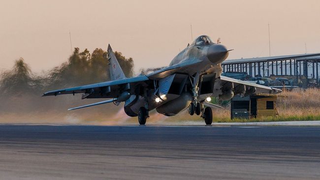 Вылет МиГ-29СМТ российской авиагруппы в Сирии на боевое задание. 13 сентября 2017 Вылет МиГ-29СМТ российской авиагруппы в Сирии на боевое задание. 13 сентября 2017