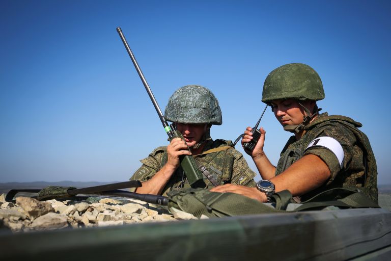 Военнослужащие во время тактико-специальных учений Новороссийского гарнизона Южного военного округа. 15 сентября 2017