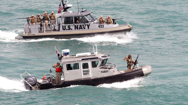 Военно-морские суда США и Ирака в Персидском Военно-морские суда США и Ирака в Персидском