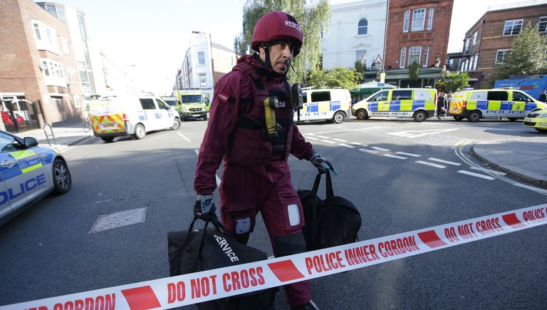 Ситуация у станции метро Parsons Green в Лондоне. 15 сентября 2017 Ситуация у станции метро Parsons Green в Лондоне. 15 сентября 2017
