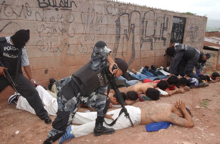 Задержание членов MS-13 полицией