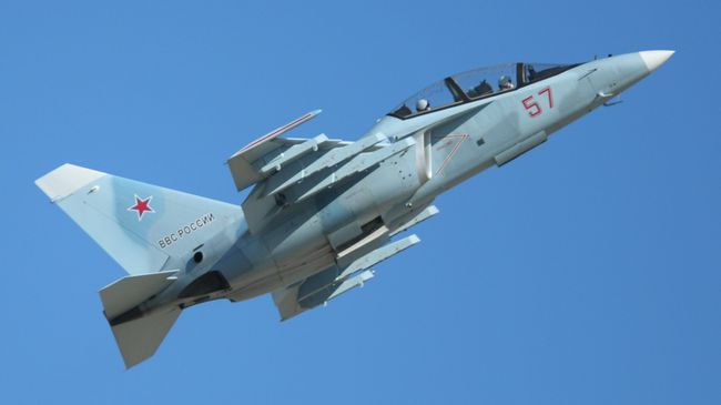 Самолет Як-130 Самолет Як-130
