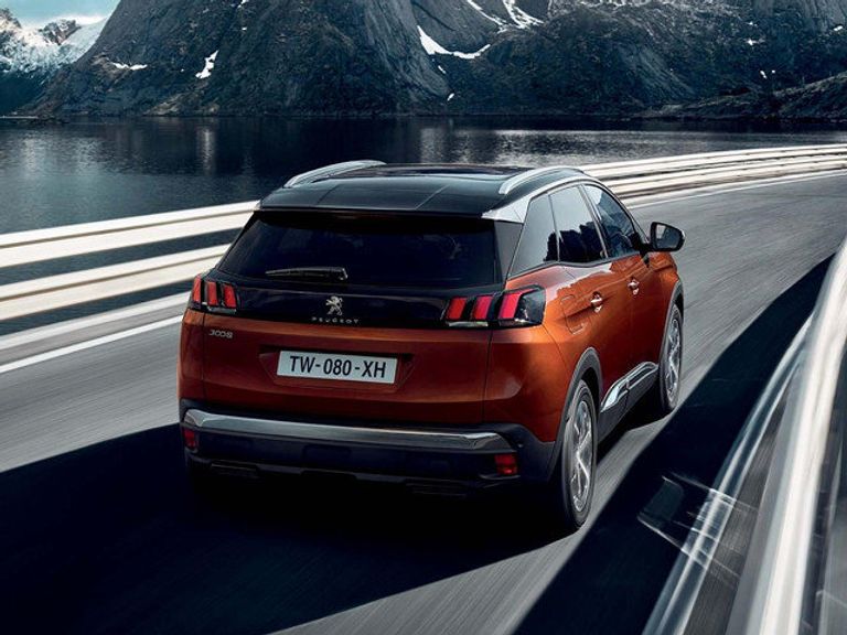 Кроссовер Peugeot 3008 