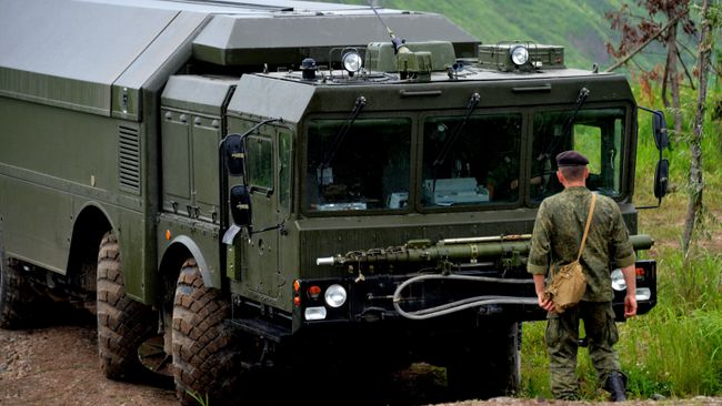 Новый береговой ракетный комплекс Бастион во время учений. Архивное фото