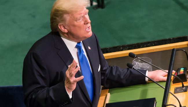 Дональд Трамп выступает на заседании Генеральной Ассамблеи ООН в Нью-Йорке. 19 сентября 2017 Дональд Трамп выступает на заседании Генеральной Ассамблеи ООН в Нью-Йорке. 19 сентября 2017