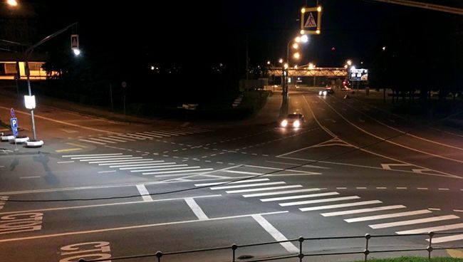 Подсветка пешеходного перехода в Москве Подсветка пешеходного перехода в Москве