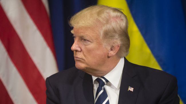 Дональд Трамп во время встречи с Петром Порошенко в рамках Генеральной ассамблеи ООН. 21 сентября 2017 Дональд Трамп во время встречи с Петром Порошенко в рамках Генеральной ассамблеи ООН. 21 сентября 2017