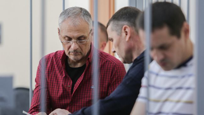 Заседание суда по делу экс-губернатора Сахалинской области Александра Хорошавина. 26 сентября 2017 Заседание суда по делу экс-губернатора Сахалинской области Александра Хорошавина. 26 сентября 2017