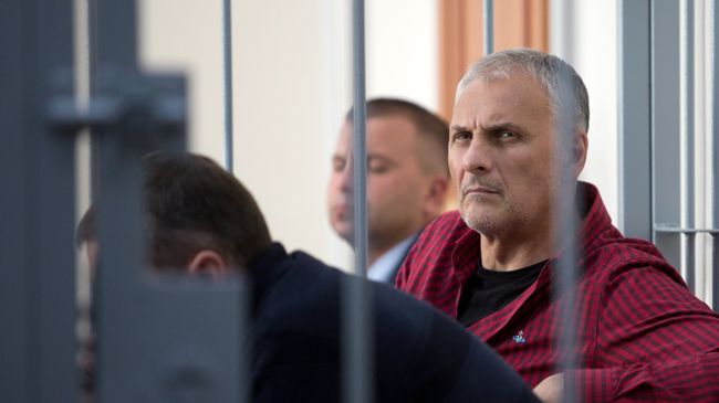 Заседание суда по делу экс-губернатора Сахалинской области Александра Хорошавина