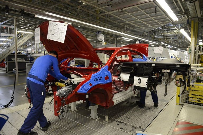 Производство Kia Rio на заводе Hyundai Motor Manufacturing Rus Производство Kia Rio на заводе Hyundai Motor Manufacturing Rus
