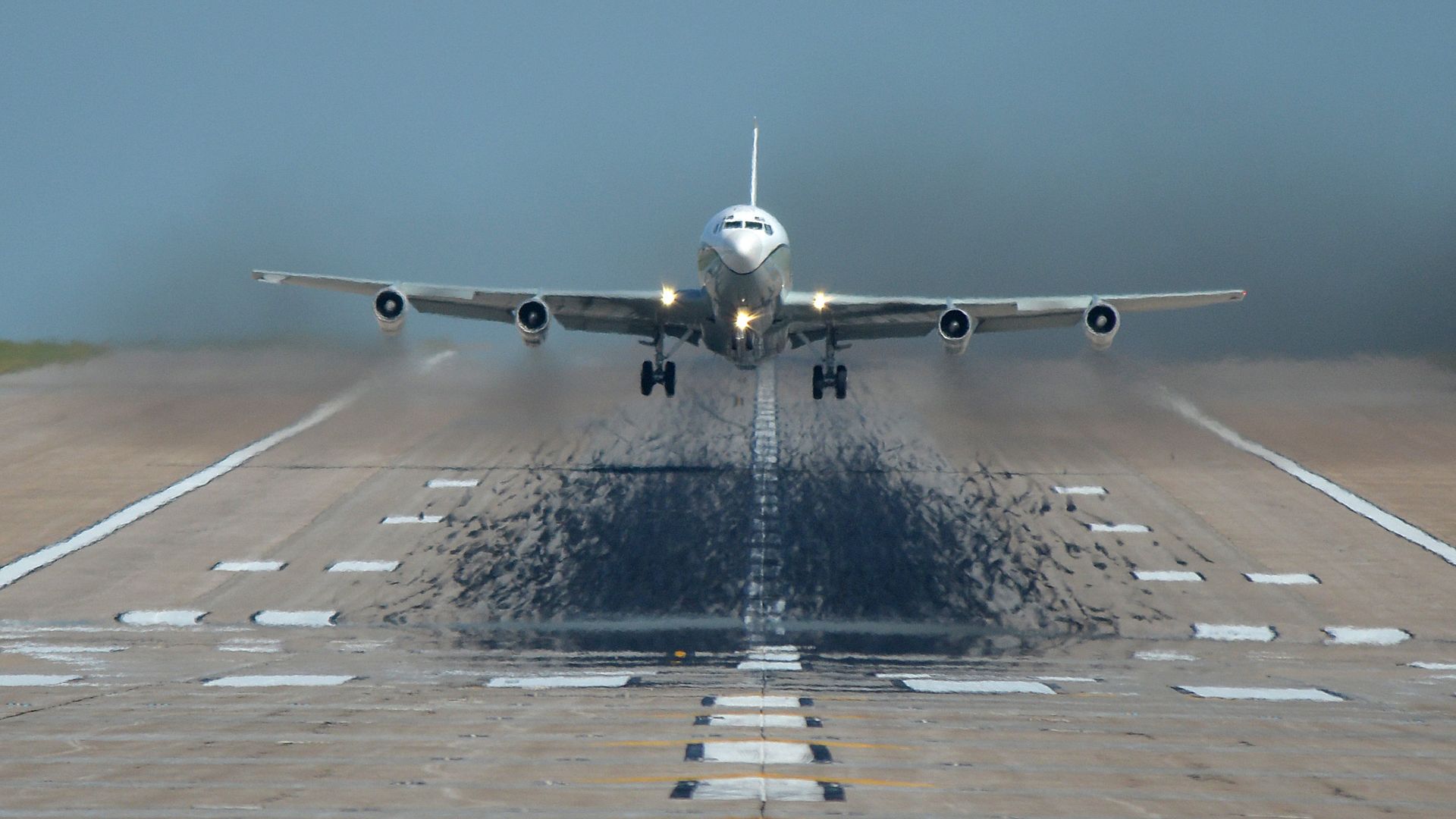 Самолет наблюдения США OC-135B Самолет наблюдения США OC-135B - РИА Новости, 1920, 22.11.2020