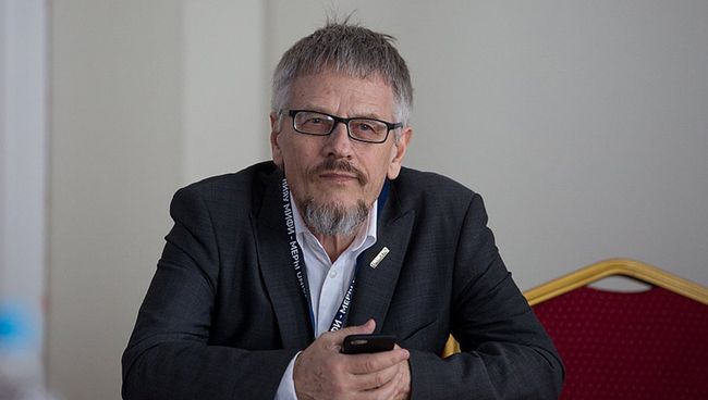 Заведующий отделом нейроинформатики Центра оптико-нейронных технологий Научно-исследовательского института системных исследований РАН Виталий Дунин-Барковский
