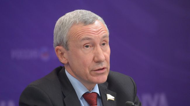 Заместитель председателя Комитета Совета Федерации по международным делам Андрей Климов 