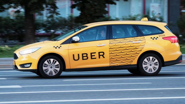 Автомобиль службы Uber