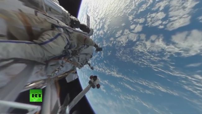 RT представил первое в истории панорамное видео из открытого космоса RT представил первое в истории панорамное видео из открытого космоса