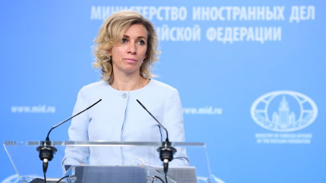 Официальный представитель министерства иностранных дел России Мария Захарова во время брифинга в Москве. 4 октября 2017 Официальный представитель министерства иностранных дел России Мария Захарова во время брифинга в Москве. 4 октября 2017