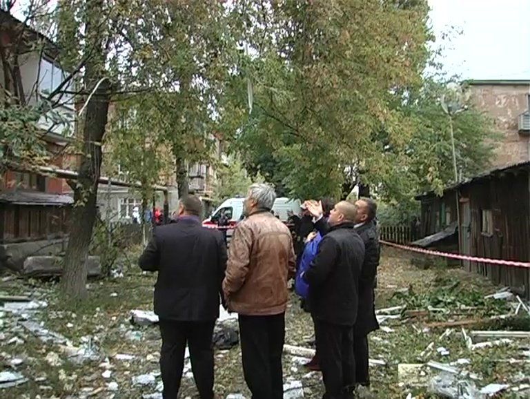 Взрыв в жилом доме в городе Перевальск в ЛНР. 5 октября 2017 Взрыв в жилом доме в городе Перевальск в ЛНР. 5 октября 2017