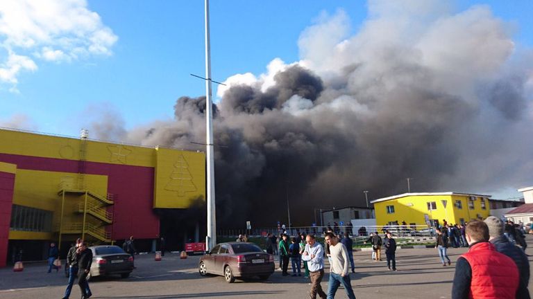 Пожар в торговом комплексе Синдика. 8 октября 2017 Пожар в торговом комплексе Синдика. 8 октября 2017