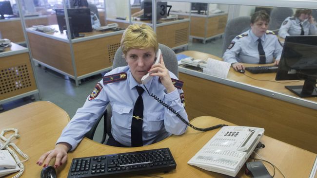 Сотрудники Главного управления министерства внутреннних дел РФ (ГУ МВД) по г. Москве. Архивное фото Сотрудники Главного управления министерства внутреннних дел РФ (ГУ МВД) по г. Москве. Архивное фото